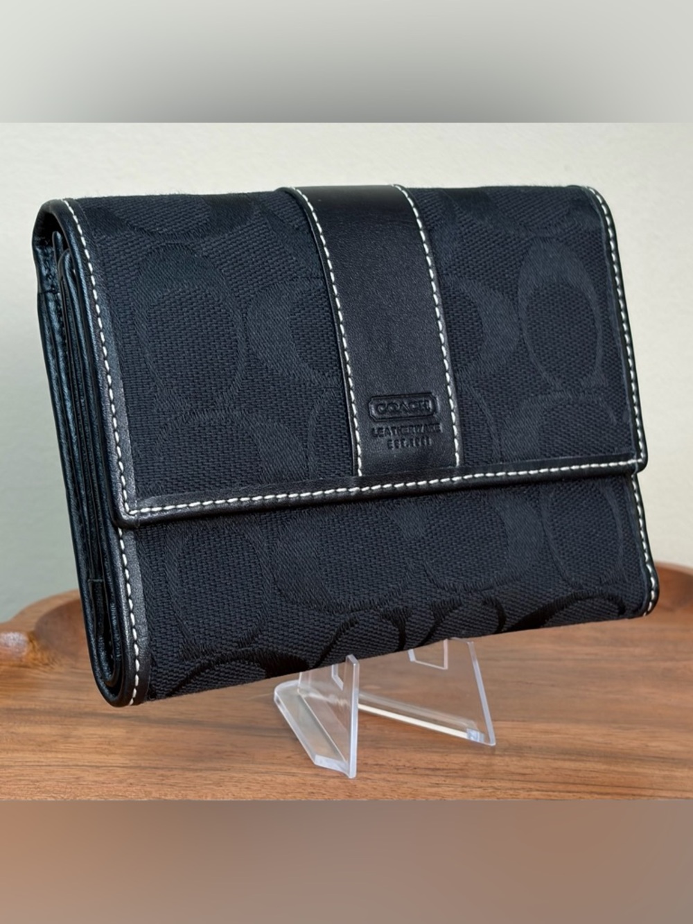 Vintage COACH Signature C Black Jacquard Leather Trifold Wallet Like New - Picture 3 of 16